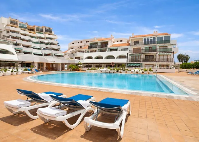 Atico 307-Jacuzzi Privado & Pool דירה *